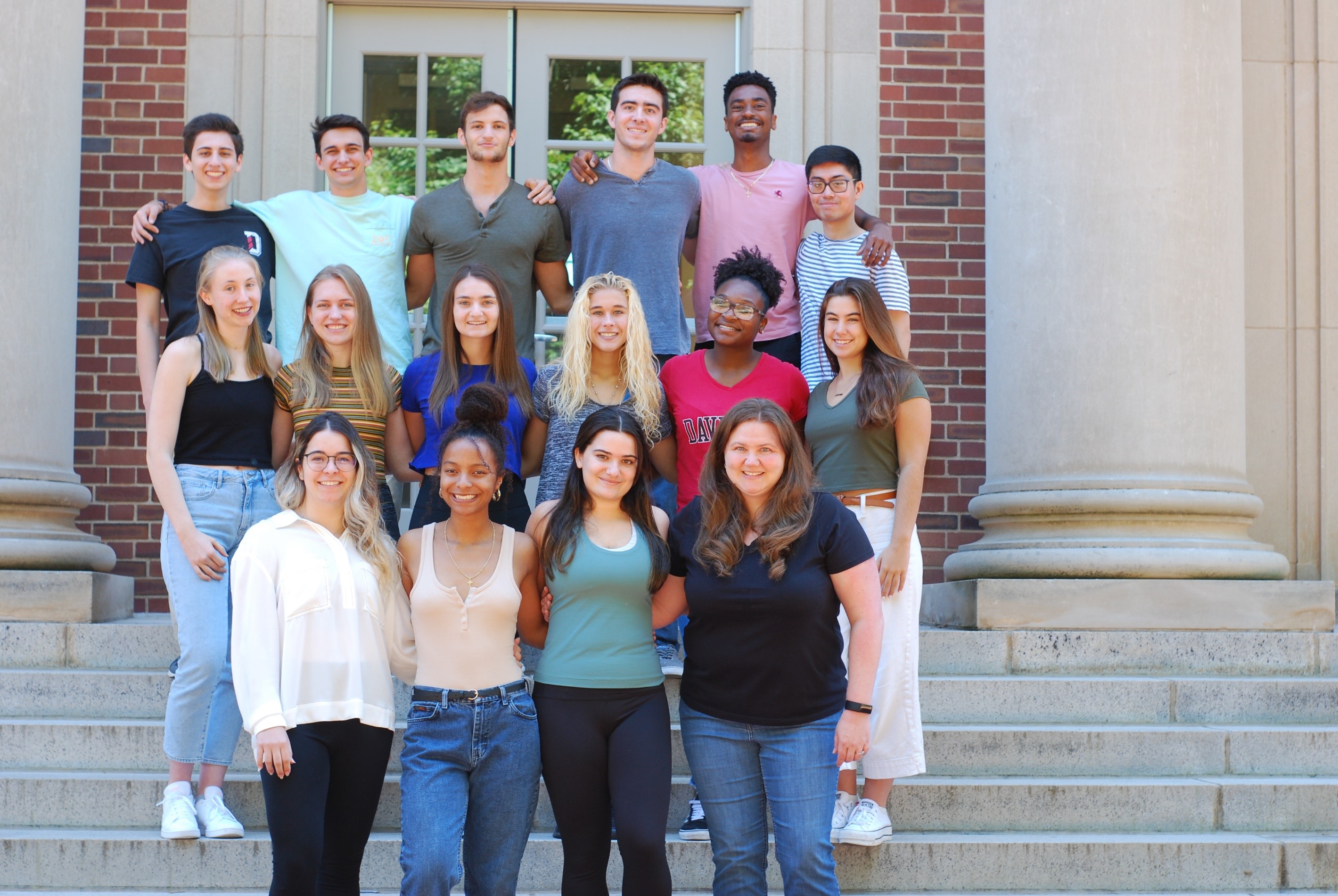 Group of Davidson students on stairs of Chambers building 