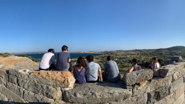 Students gather to contemplate Thorikos, an Ancient Greek Settlement