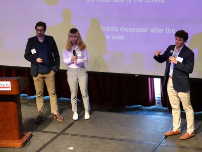 Students presenting at the Nisbet Venture Fund Pitch at The Hurt Hub