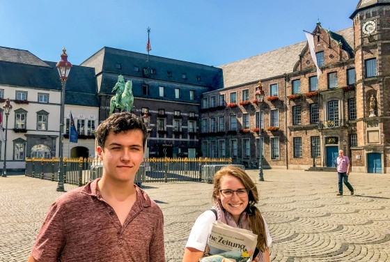 Students in German plaza 