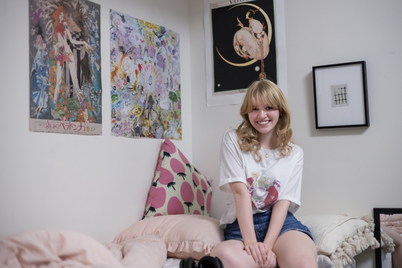 Student with ArtMate in Residence Hall