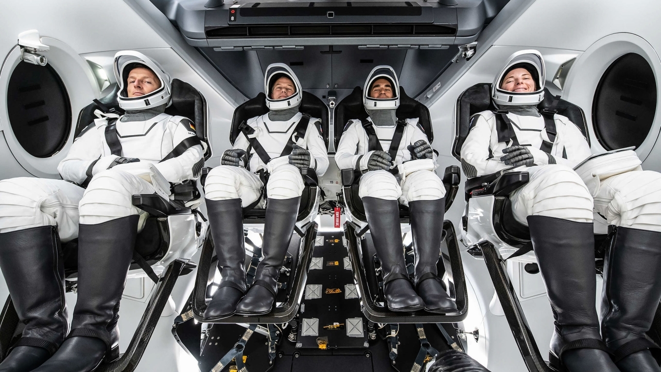 No Gravity, No Dysfunction: Astronauts Bring Different Strengths to ...