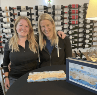 Becca Taylor ’06 with Suzanne at wine bar competition