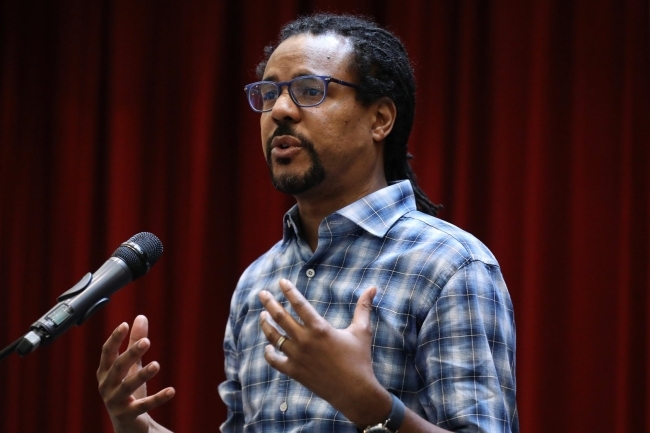 Pulitzer Prize-winning author Colson Whitehead spoke