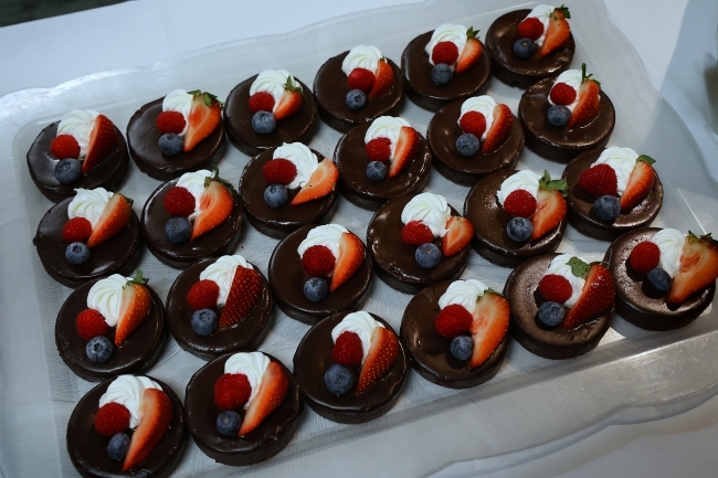 desserts tray of chocolate-doused fruits at 20th anniversary celebration