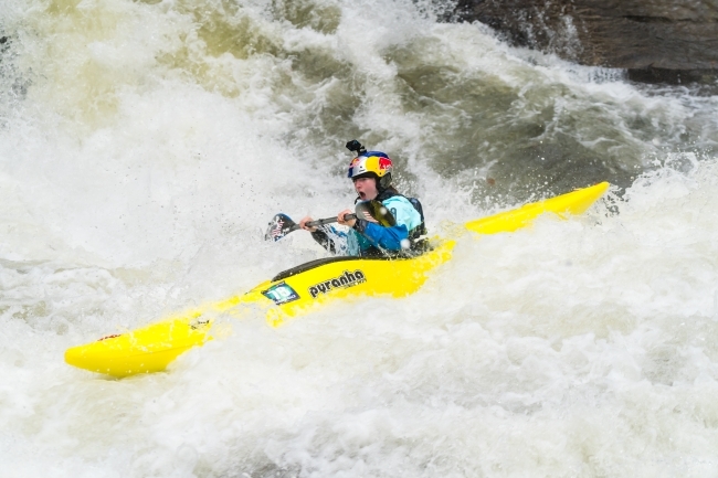 Evy Leibfarth '25 Kayaks Green River Race