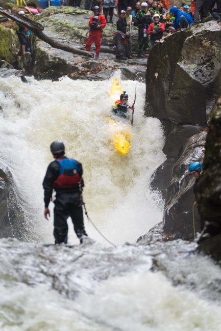 Josh Huber '22 Kayaks Green River Race