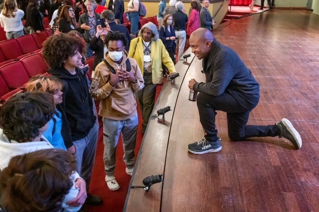 Unveiling of the Commemoration Design - Hank Willis Thomas speaking to students