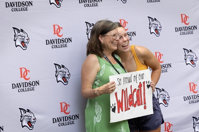 Families at Farewell Picnic Orientation 2023