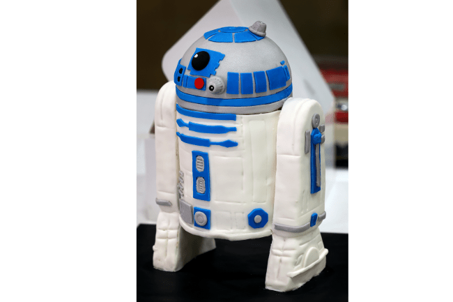 a cake shaped like R2-D2