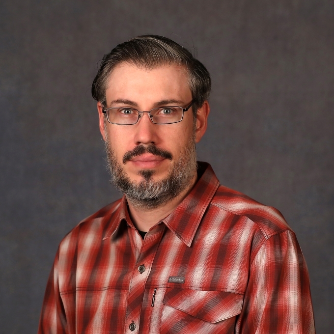 Chris Thawley headshot