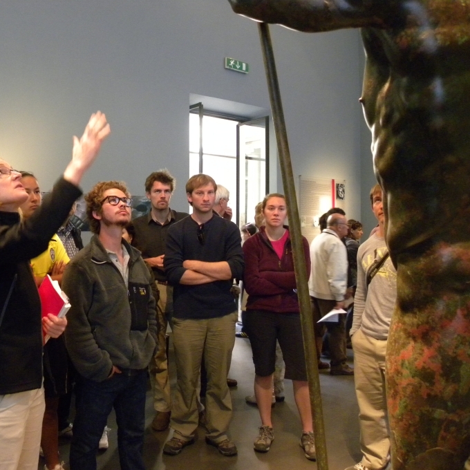Jeanne Neumann explaining to students about the Terme Ruler, Rome