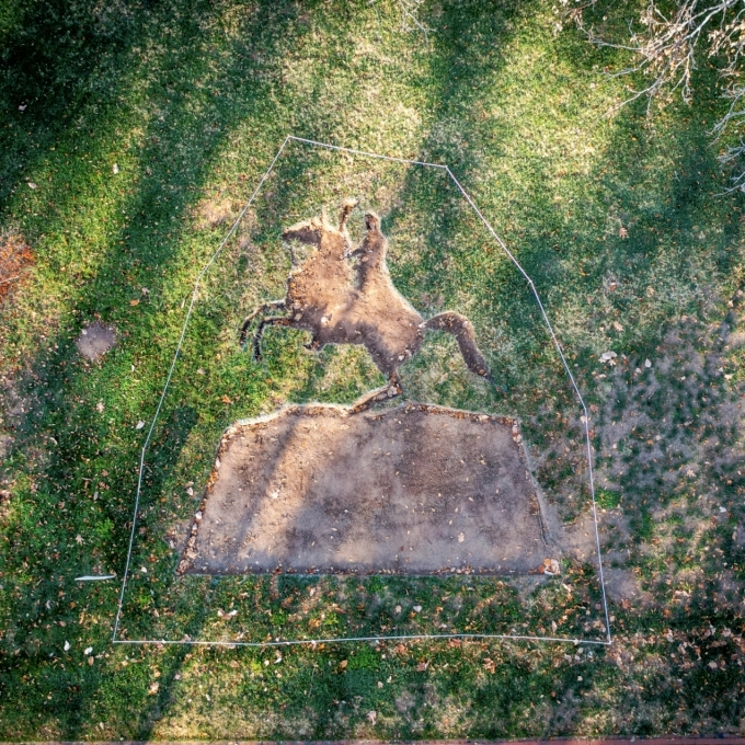 Outline of Jackson Statue in bird's eye view