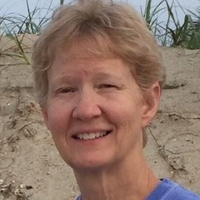 Peggy Maiorano Headshot