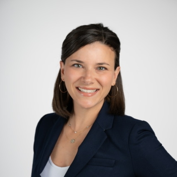 Liz Brigham Headshot