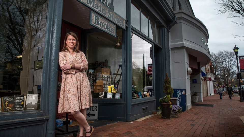 Adah Fitzgerald '01 by Main Street Books store