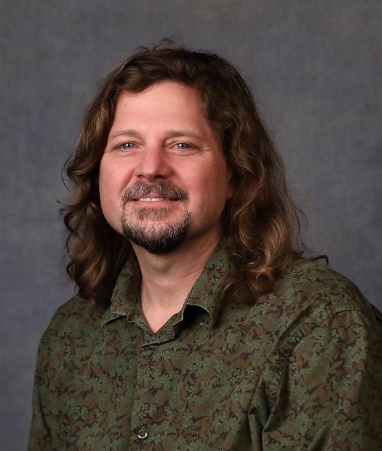 Headshot of Professor Mario Belloni