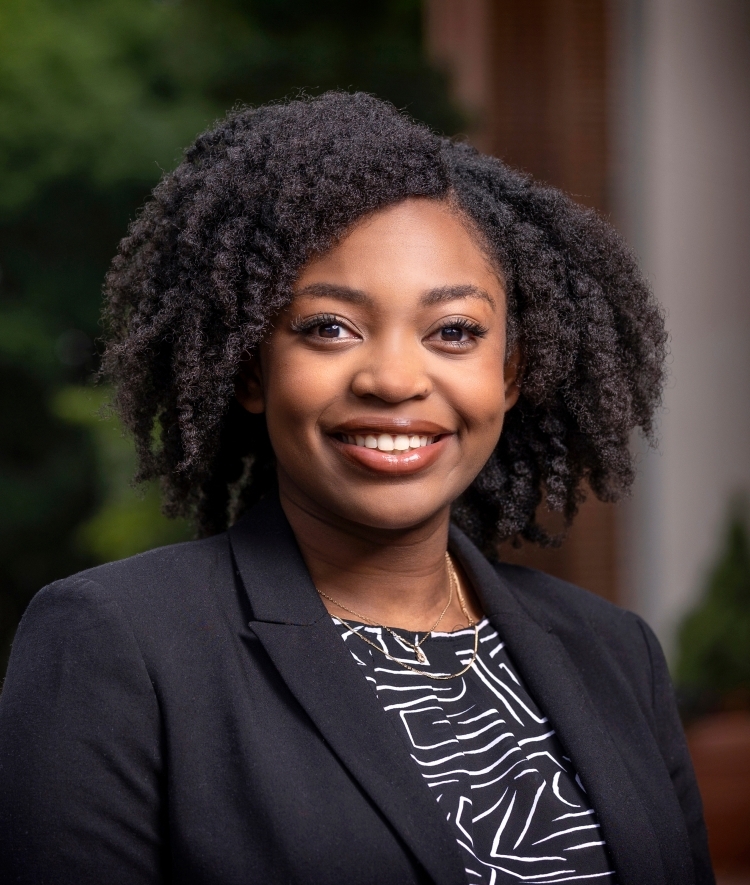  Eboni Thomas