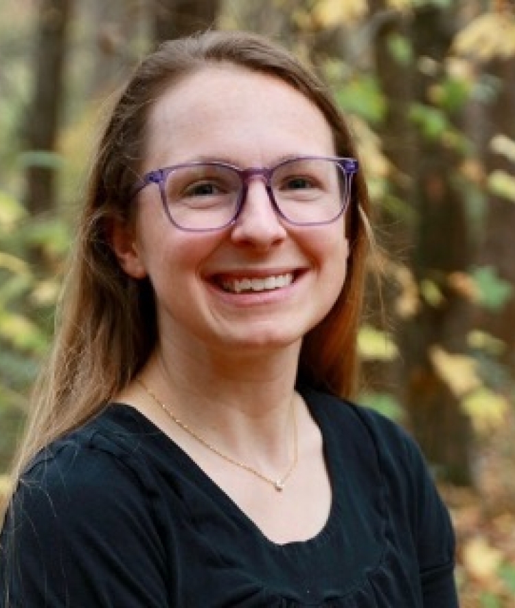 Audrey Mills '08