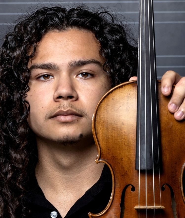 Anthony Strouse portrait with violin