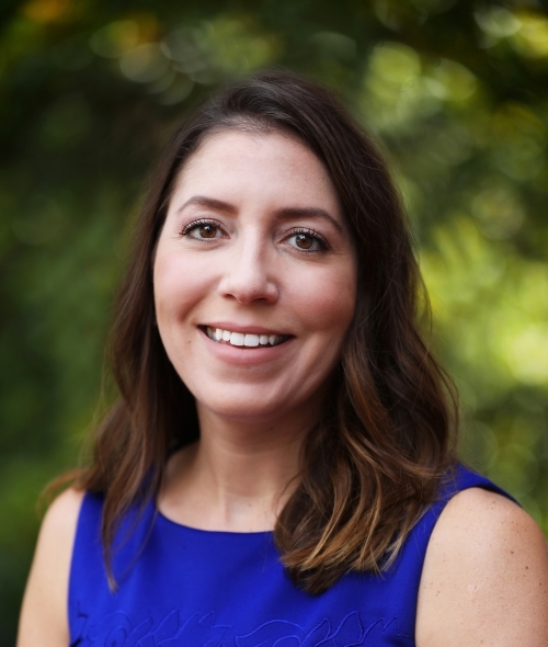 Lindsey Dolan Headshot