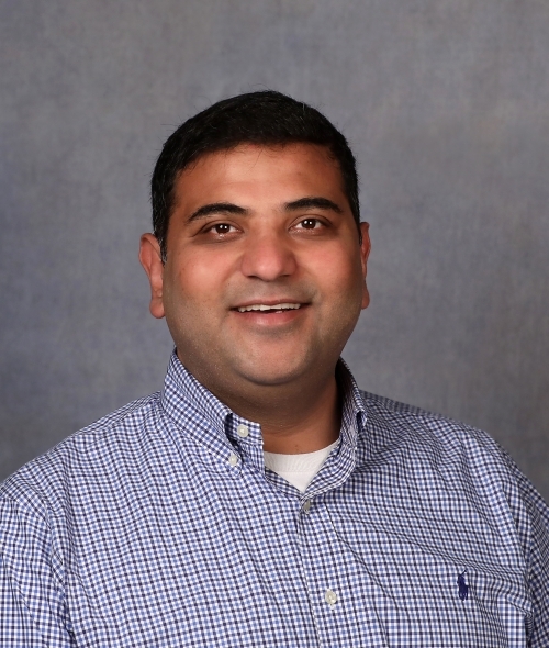 Gouri Suresh Headshot