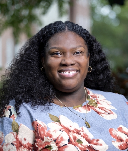 Jasmine Peters Headshot