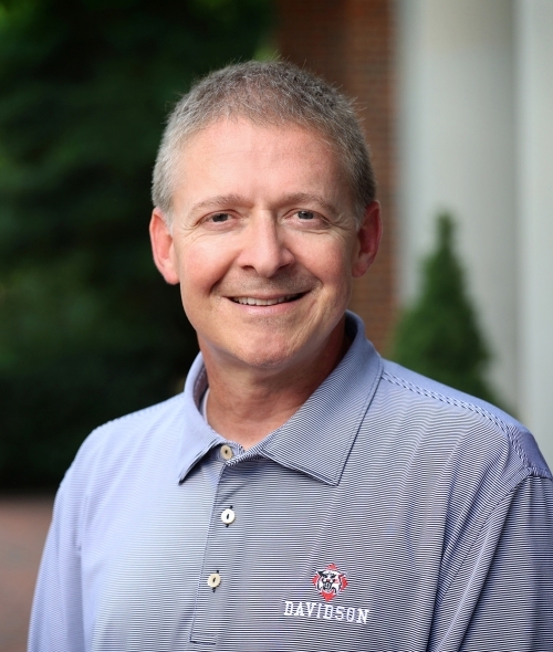 Headshot of Steven Yokley