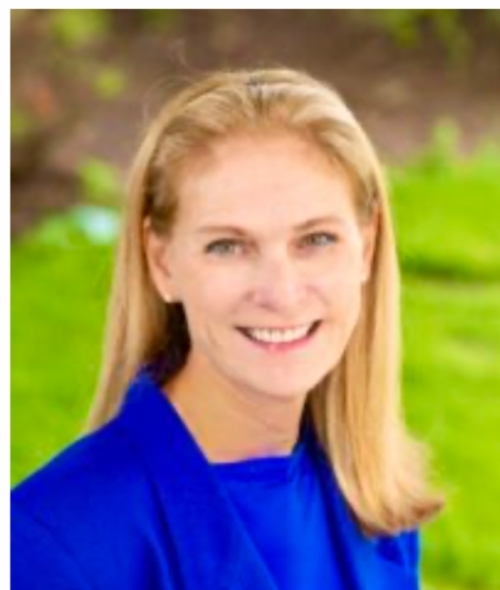 Debbie Booth headshot