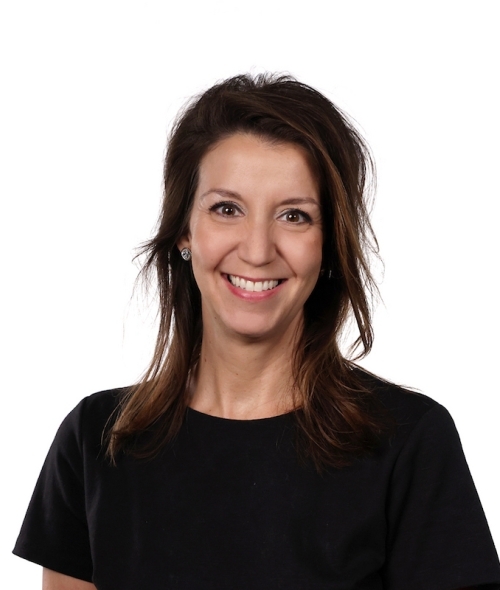 Lindsay Miller headshot