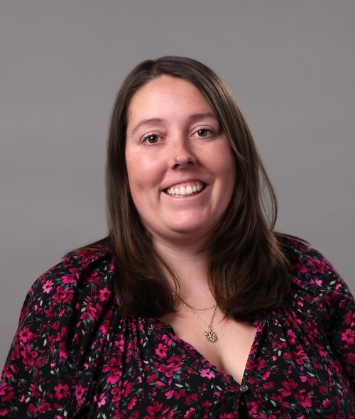 Gillian Courtney Headshot