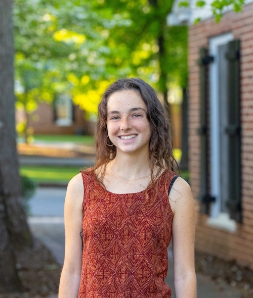 Stella Mackler Sustainability Scholar 2025
