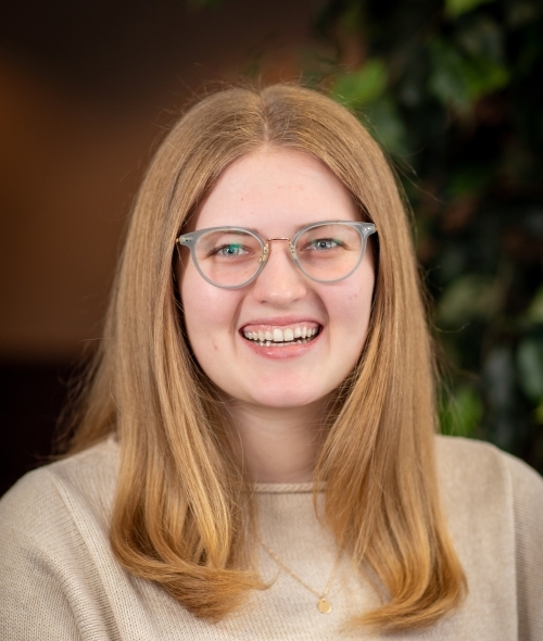 Headshot of Madeleine Johnson