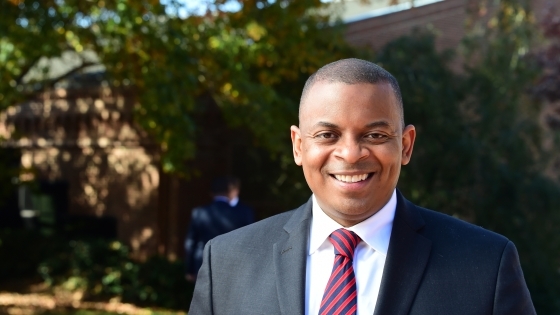 Anthony Foxx headshot