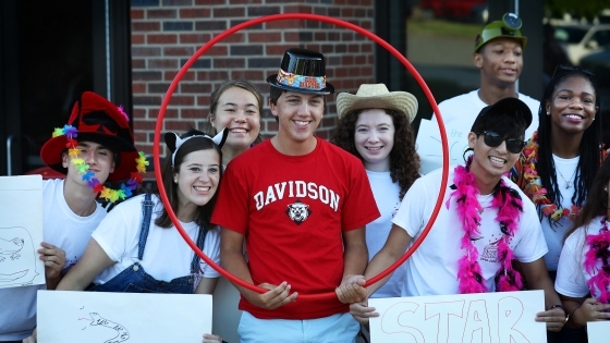 Orientation 2019 Student with hulahoop