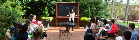 Students in Outdoor Classroom with Prof Rosalba Scott
