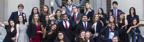 Honors Council Students on Chambers Steps