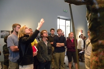 Jeanne Neumann explaining to students about the Terme Ruler, Rome