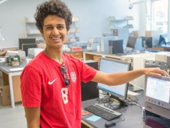 Student Srish Sharma '17 in the Chemistry Lab