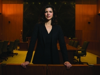 Jackie Kasulis ’98 in courtroom 
