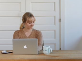 Cora Martin '21 on Laptop