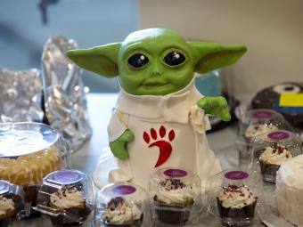 Baby Yoda Cake at Cake Race