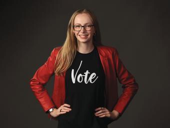 Maddie Buitendorp '22 Wears a "Vote" Shirt