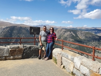 Outdoor portrait of Kealy Herman ’08 and her husband