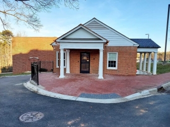 Outside of Qdoba dining location on campus