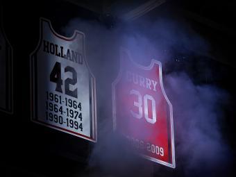 Curry's jersey hanging with smoke machine in front
