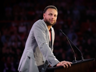 Stephen Curry speaking during Curry for 3 Event