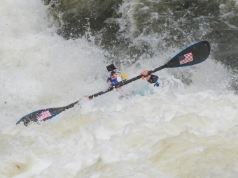 Evy Leibfarth '25 Kayaks Green River Race