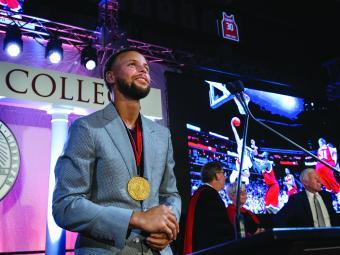 Stephen Curry inducted into the Davidson College Hall of Fame