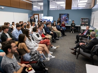 Koji Tomita '77 addressing students